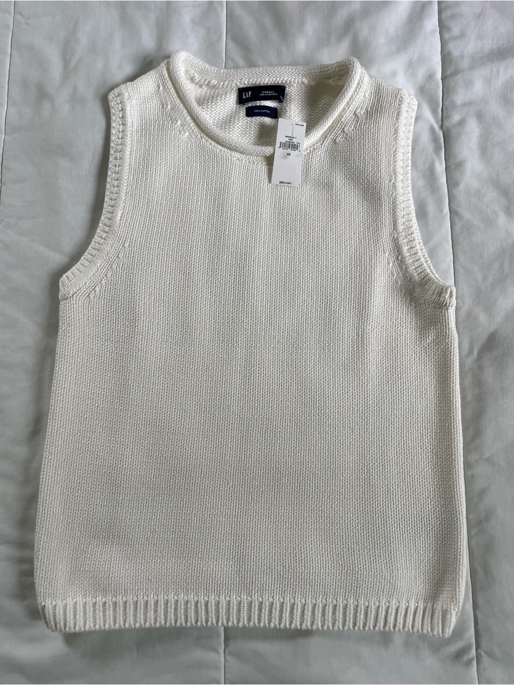 GAP White Knit Crewneck Shell